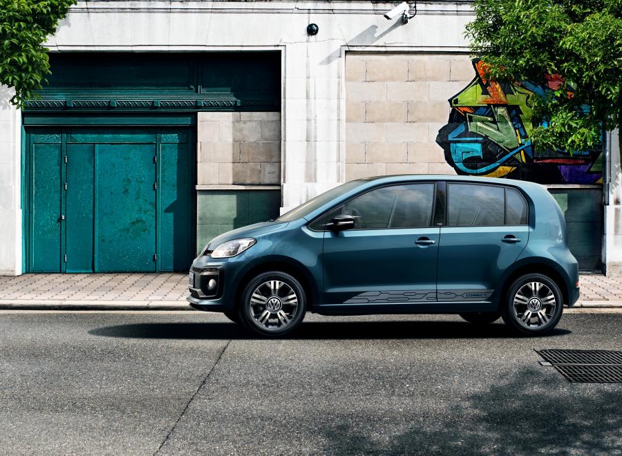  Volkswagen up! Connect 2017 года  (LA) (фото 9 из 19)